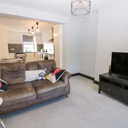 Lowther Penthouse *